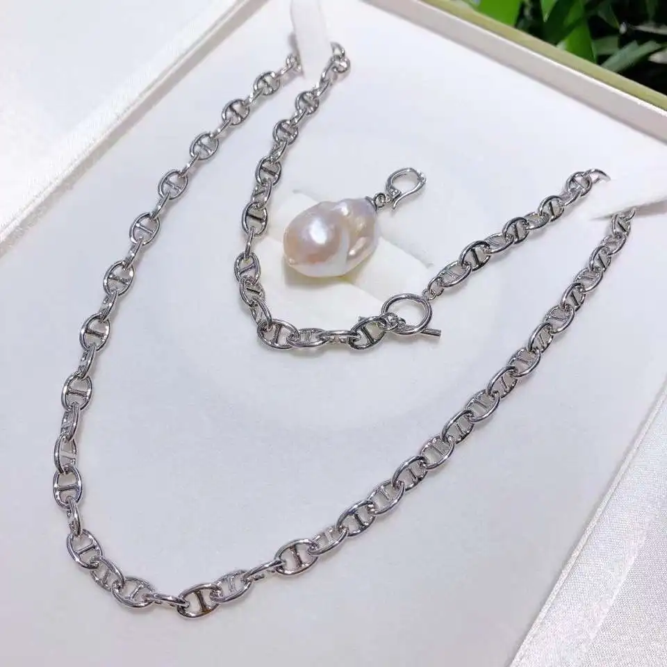 

New Product Natural Freshwater Great Baroque Pearl Pig Nose Universal Buckle Pendant Necklace