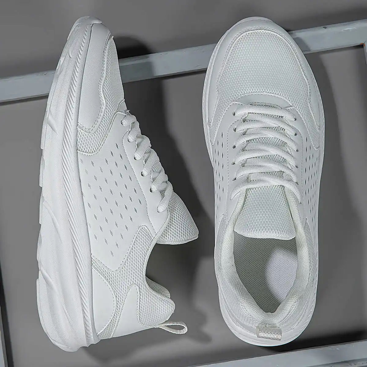 

Женские зеленые кроссовки на толстой подошве и тонком каблуке, вулканизированные, размер 33, брендовые, спортивные, Hyperbeast Tenise Sapatenos