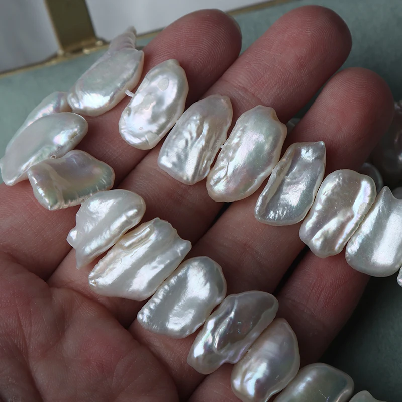 Center-hole plump pipa-style Baroque natural freshwater pearls, irregular loose beads, handcrafted DIY jewelry materials.