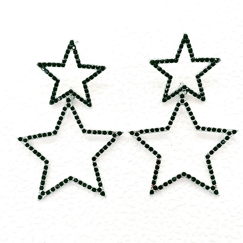 A piece of sexy and fashionable rhinestone earrings/hollow five-pointed star earrings for ladies to wear on holiday and for dail