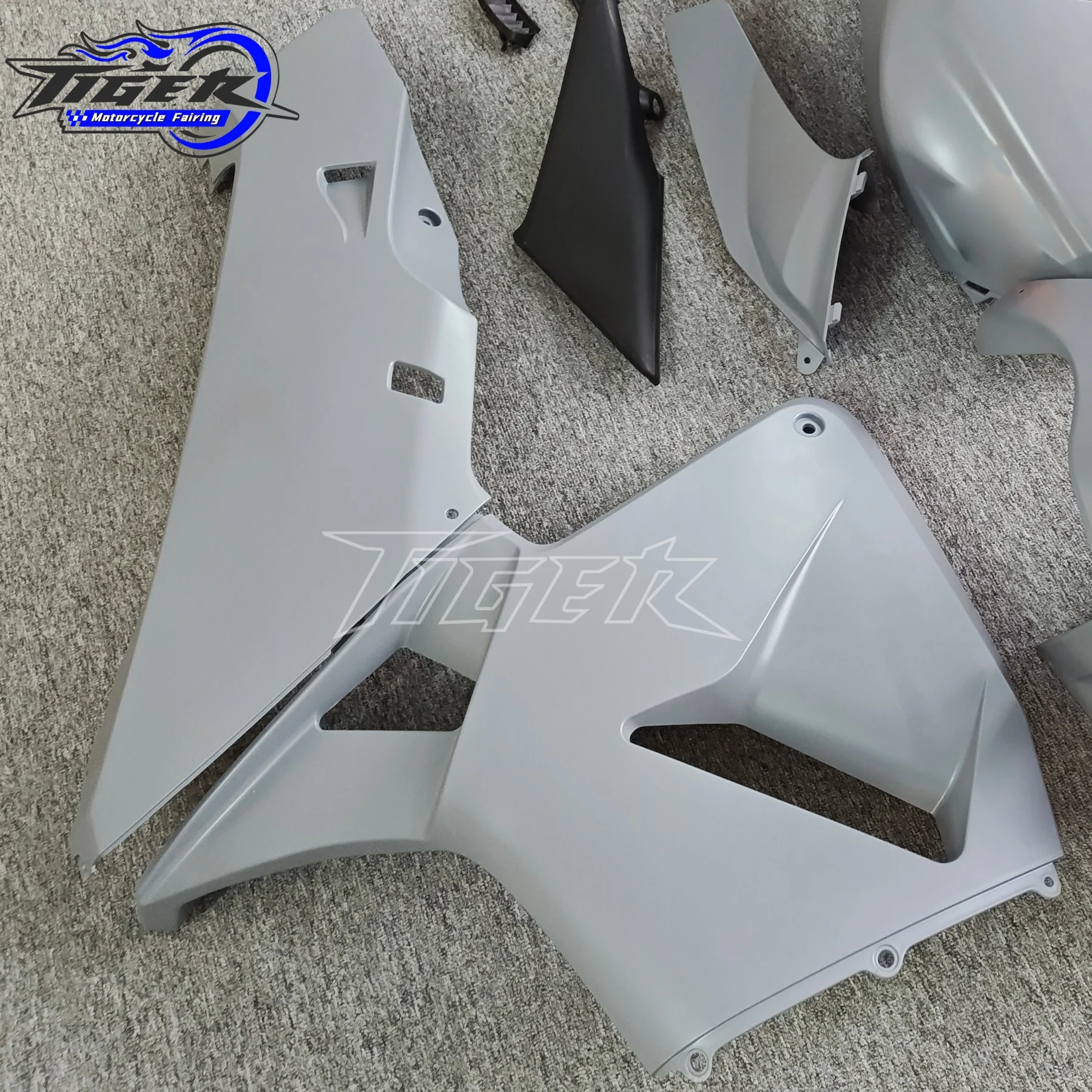 

Motorcycle Fairing Fits For HONDA CBR600RR CBR 600RR F5 2003 2004 Fairing Customized Color Motorcycle Housing