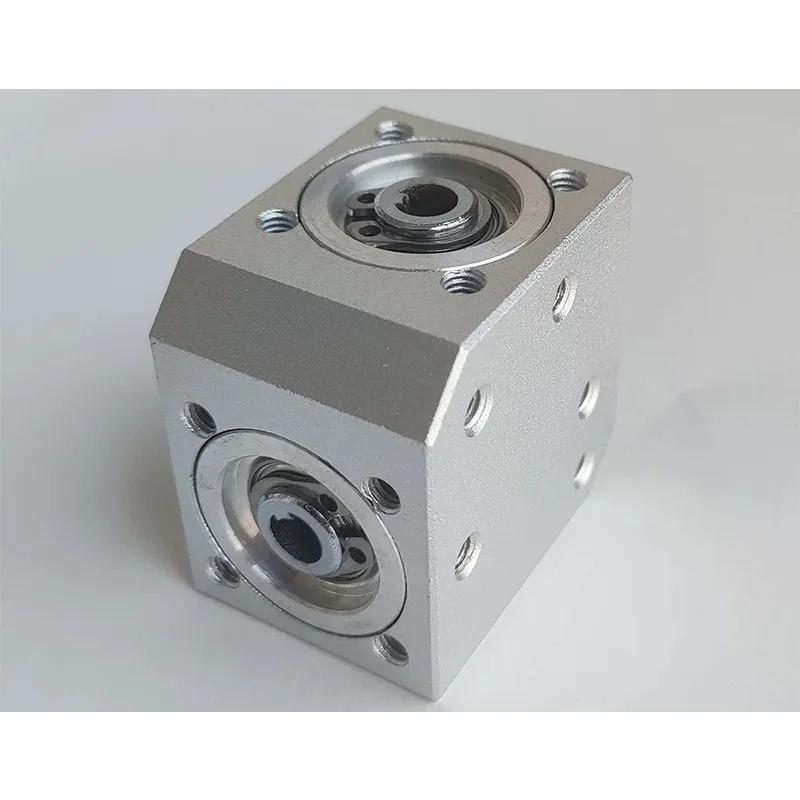 Hole Mount Precision Steering Gear Compact Structure Stable Operation Exquisite Appearance For Limited Small Installation Space
