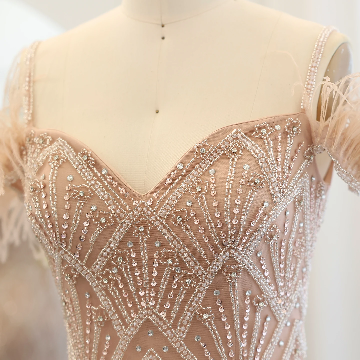 شارون سعيد الأزرق حورية البحر الفاخرة الريش فساتين السهرة حفل زفاف الشمبانيا مطرز طويل حفلة موسيقية فساتين رسمية SS179 مخصصة