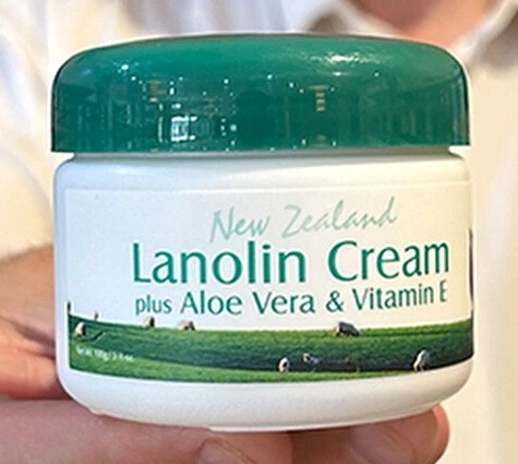 

Ежедневный крем для лица New Zealand Lanolin 100 г с алоэ и витамином Е, увлажняющий и питательный дневной увлажняющий крем