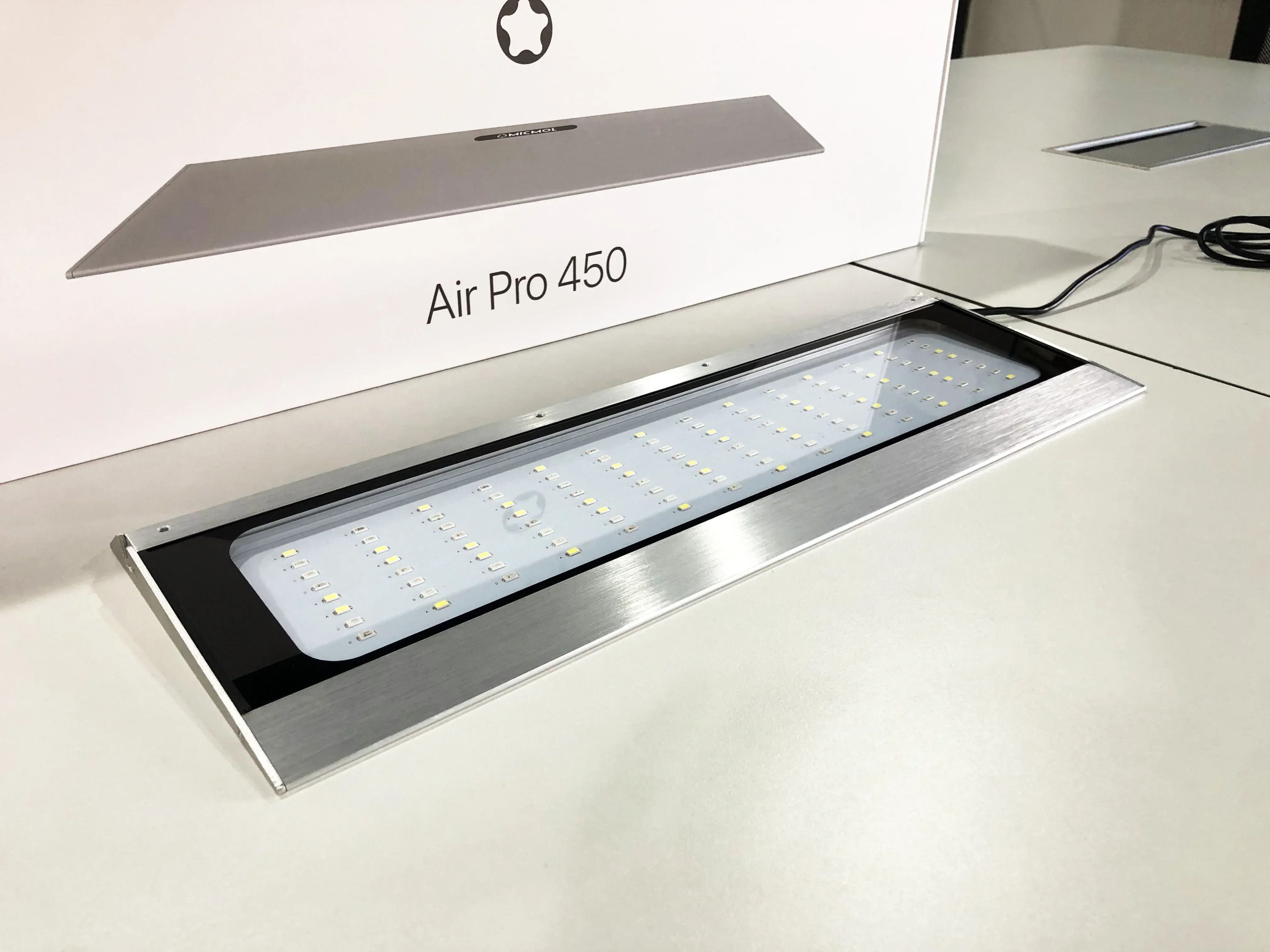 2022 MicMol NEW AQUA Air Pro Series IPhone Style Aquarium Full Spectrum Led Light for Aquacping Fresh Tanks /Marine  Choice