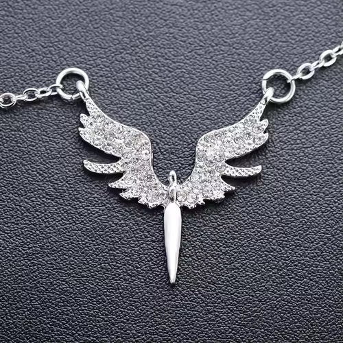 New Creativity Angel Wings Unique Design Pendant Necklace Classic Accessories All-match Personality Clavicle Chain Charm Jewerly - Image 5