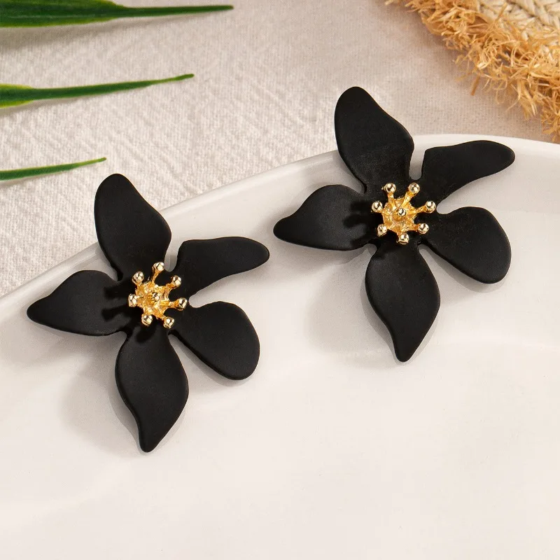 Stud Earrings Flower Element Retro Temperament Ear Accessories Holiday Party Gift OL Fashion Jewelry E482