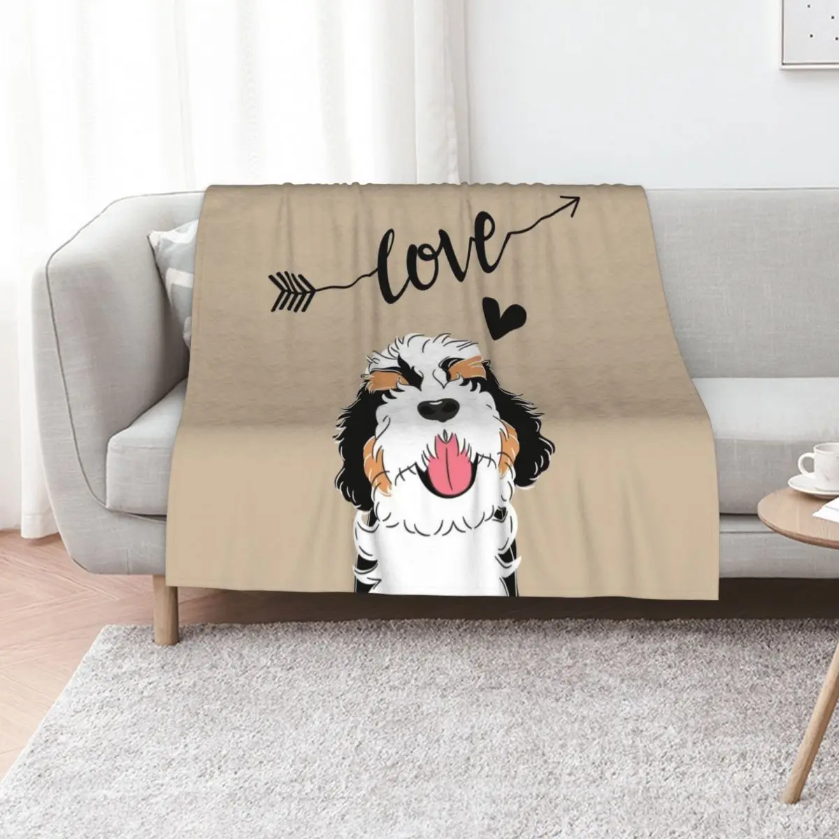 Плед с треугольным узором для дивана