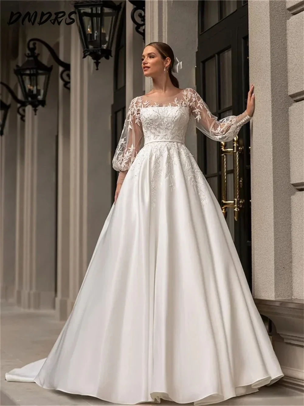 Custom Luxury Lace Appliques  Beach Wedding Dresses A Line Fuffy Ruched Satin Long Sleeve Ball Gowns Formal Bride 2024