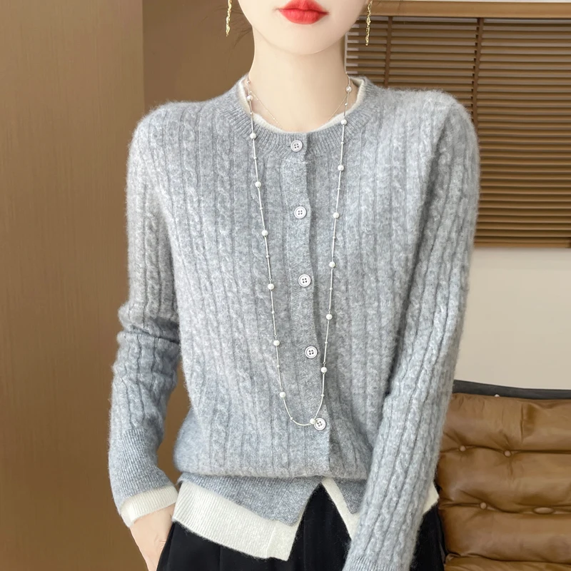 Autumn and winter new 100% merino wool women\'s round neck color matching fake two cardigan loose twist cashmere sweater knit top