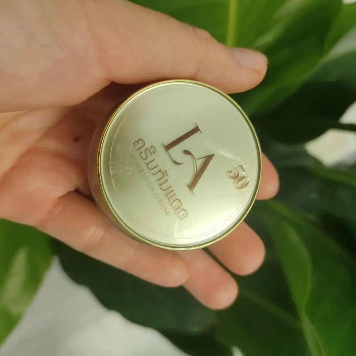 

Thai LA Cream, Whitening & Dark Spot Removal for Acne-Prone & Sensitive Skin, Brightening Face Cream