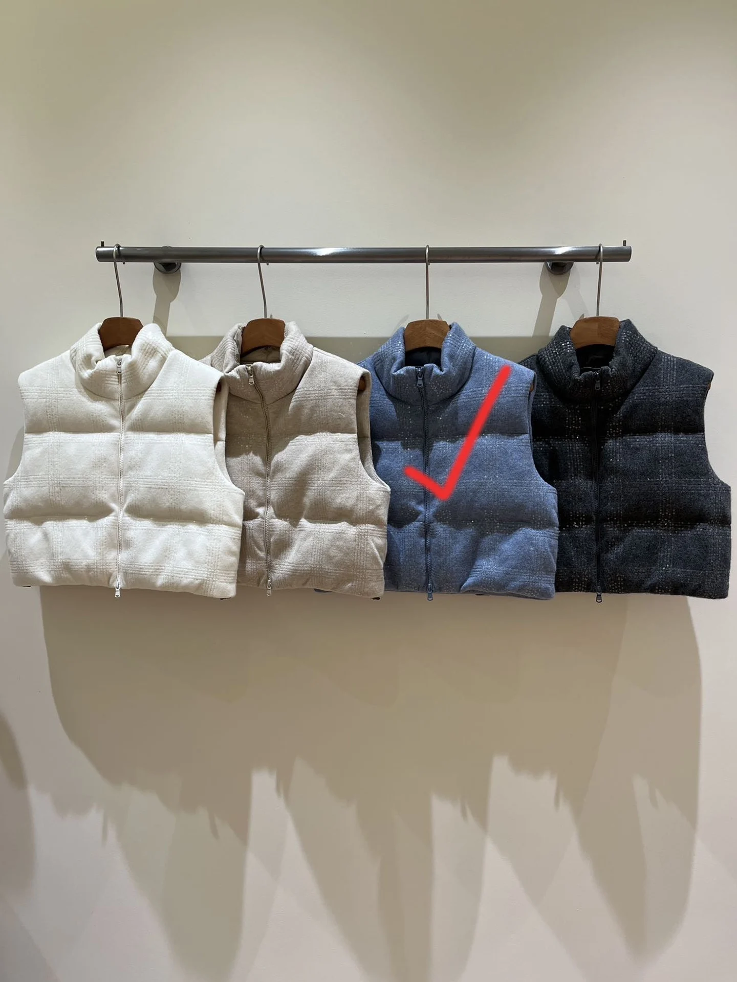 New Winter Style, High-Quality Cashmere And Wool Fabric, Goose Down Vest For Women, 2026