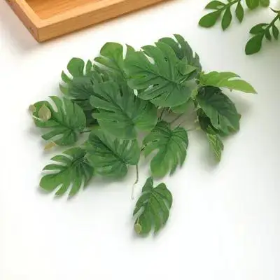 

Hanging Artificial Reptile Plant Lifelike Green Leaf Decor for Terrarium Tank Lizard Climbing Hideout Landscape