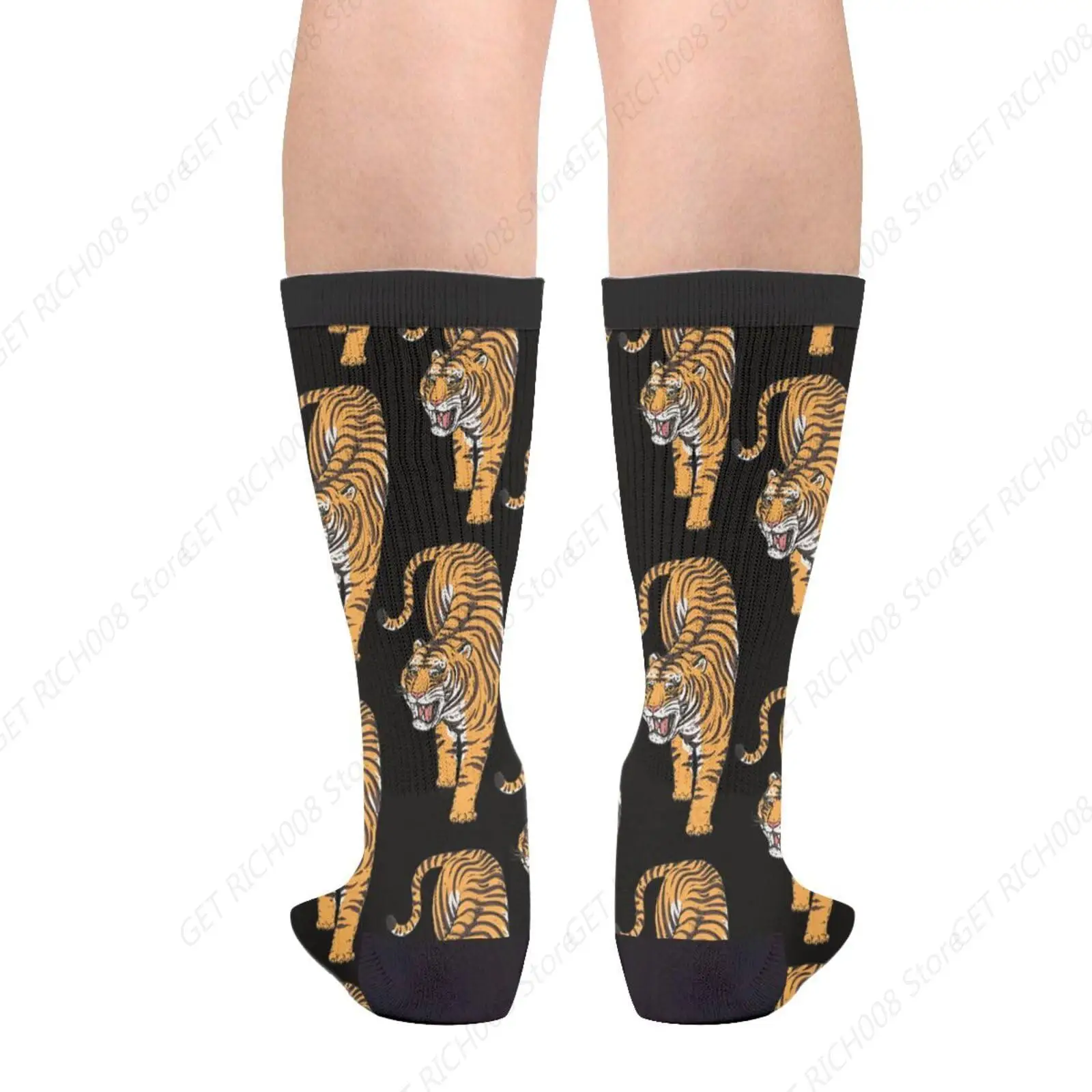 Vintage Tiger Wild Cat Climbing Down Novelty Fun Crew Socks Fashion Comfortable Men And Women Crazy Dress Socks