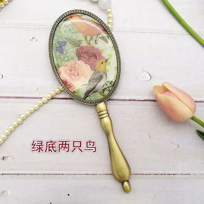Retro Bronze Metal Handle Mirror Portable Handheld Cosmetic Mirror Charming Round Hand Mirror for Makeup and Beauty