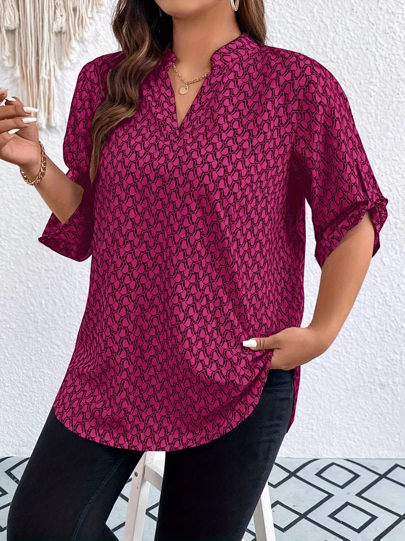 Plus Size 1XL-5XL Women's Printed V-neck Shirt with Rolled Edge Sleeves Casual Top