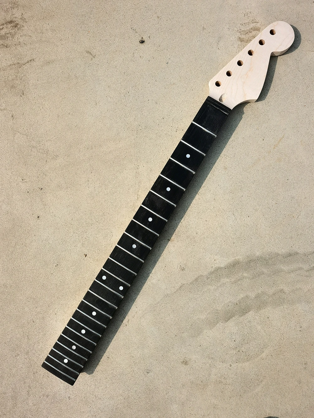 

unfinished electric Guitar neck 22 fret 25.5 inch flam maple ebony Fretboard