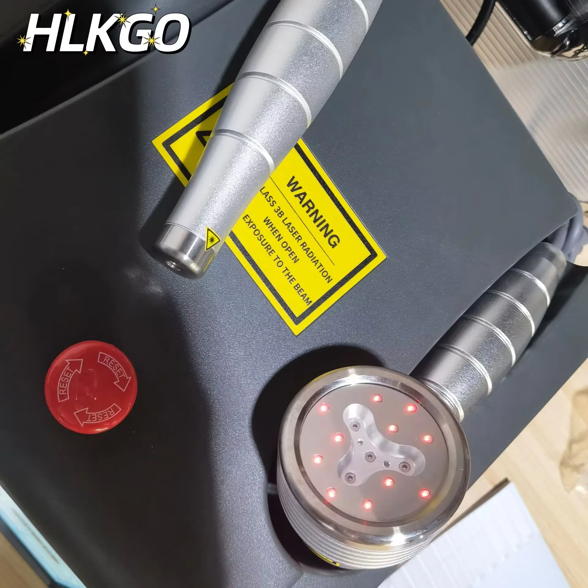 

Профессиональное оборудование для холодной лазерной терапии при артрите - устройство для красносветовой терапии с двойной длиной волны 808 нм и 650 нм