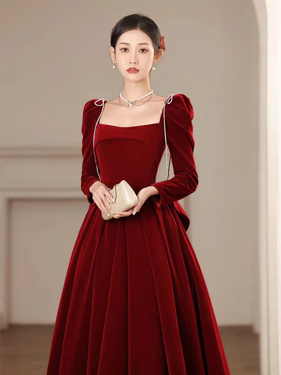 Autumn Winter Burgundy Velvet Bride Wedding Dress Qipao Retro Palace Style Evening Party Dress Pleated Dress Sexy Maxi Dress