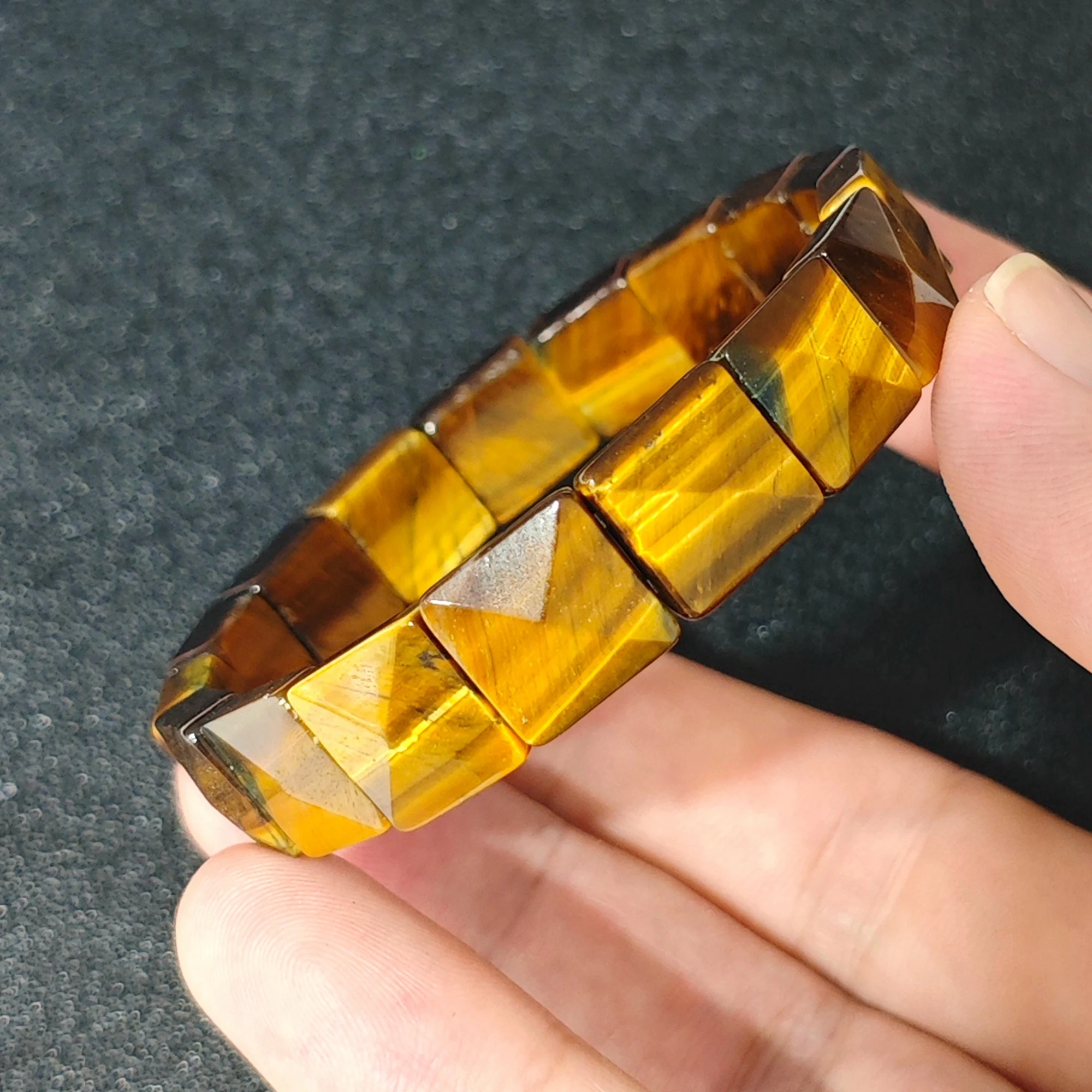 Golden Tiger Eye Bead Bracelet 11x11mm Chatoyant Honey Yellow Square Pyramid Segment Cuff Bangle Crystal Stretch 16-22cm