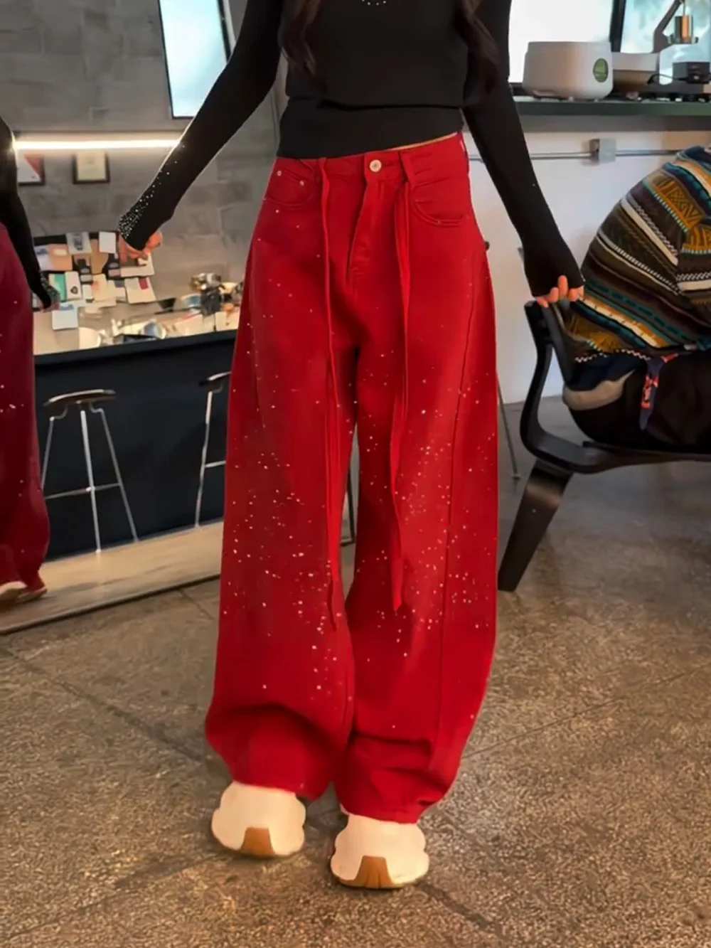 

Красные женские джинсы с высокой талией, широкими штанинами, свободного кроя, с декором из страз, повседневные прямые брюки из денима