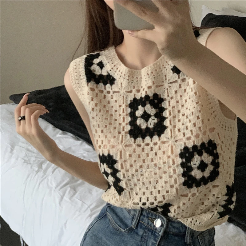 Women Granny Square Crochet Top Openwork Knit Sleeveless Vest Knitwear Laides Teengirl Summer Fairycore Cottagecore Outfit