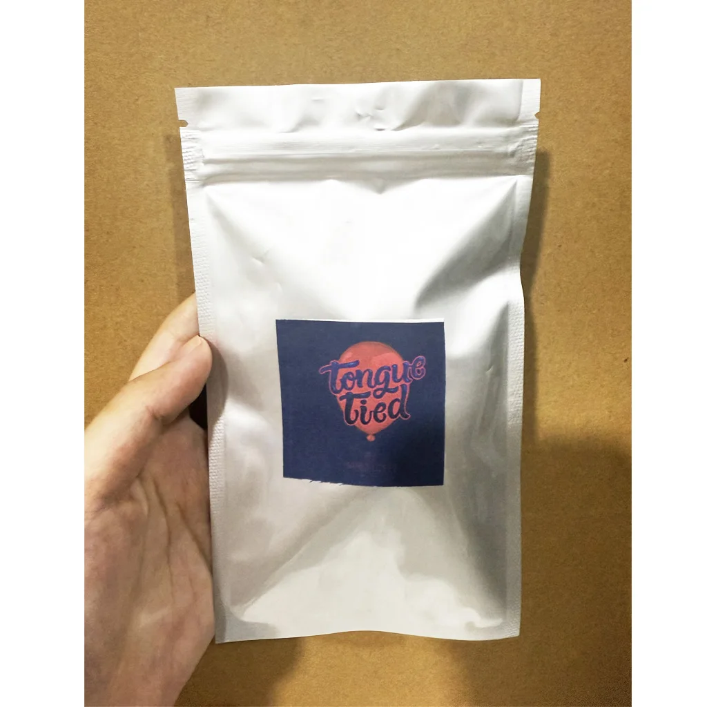 マリオ・ロペスによる舌を結ぶマジック トリック クローズアップ イリュージョン パーティー ゲーム 面白いマジック小道具 ストリート マギア マジシャン