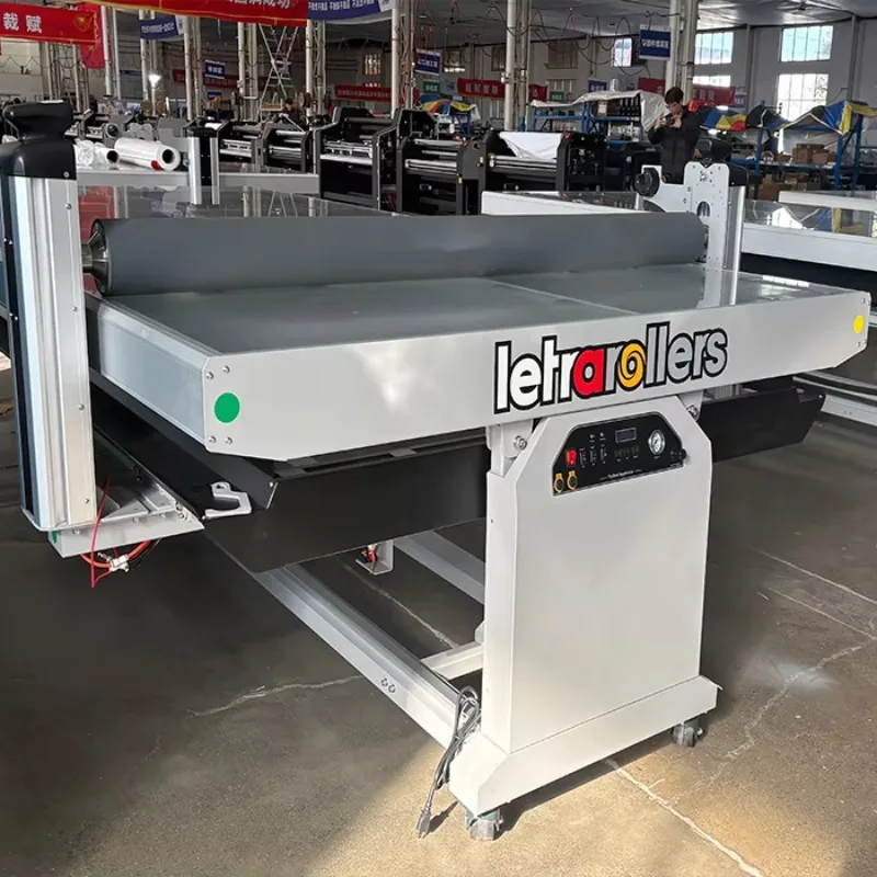 1.3*2.5m/4.2*8.2ft Flatbed Vinyl Laminator Warm& Cold Table Applicator With OEM Logo LF1325-B4