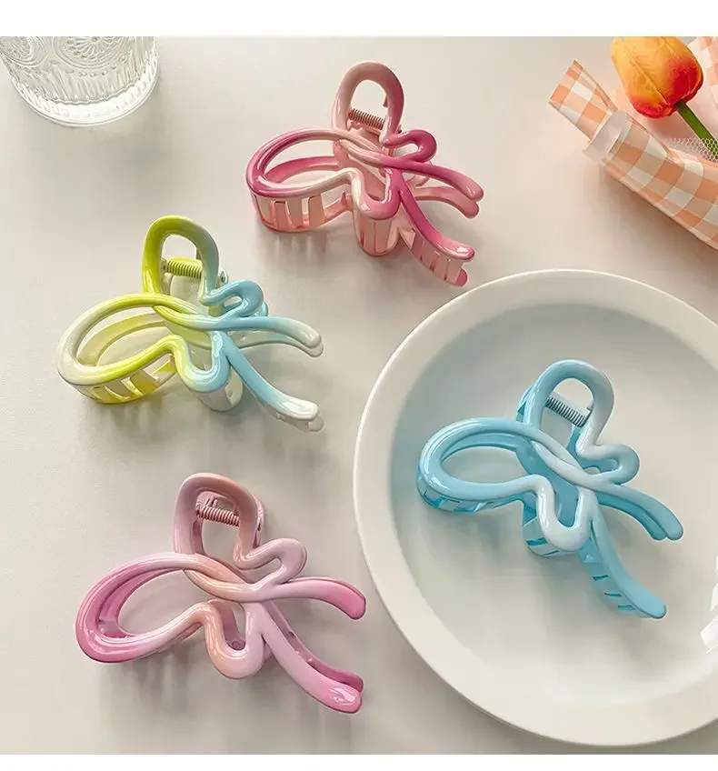 South Korea's gradual change hollow butterfly grab clip high sense disc hair crab clip rainbow hairpin women's headdress