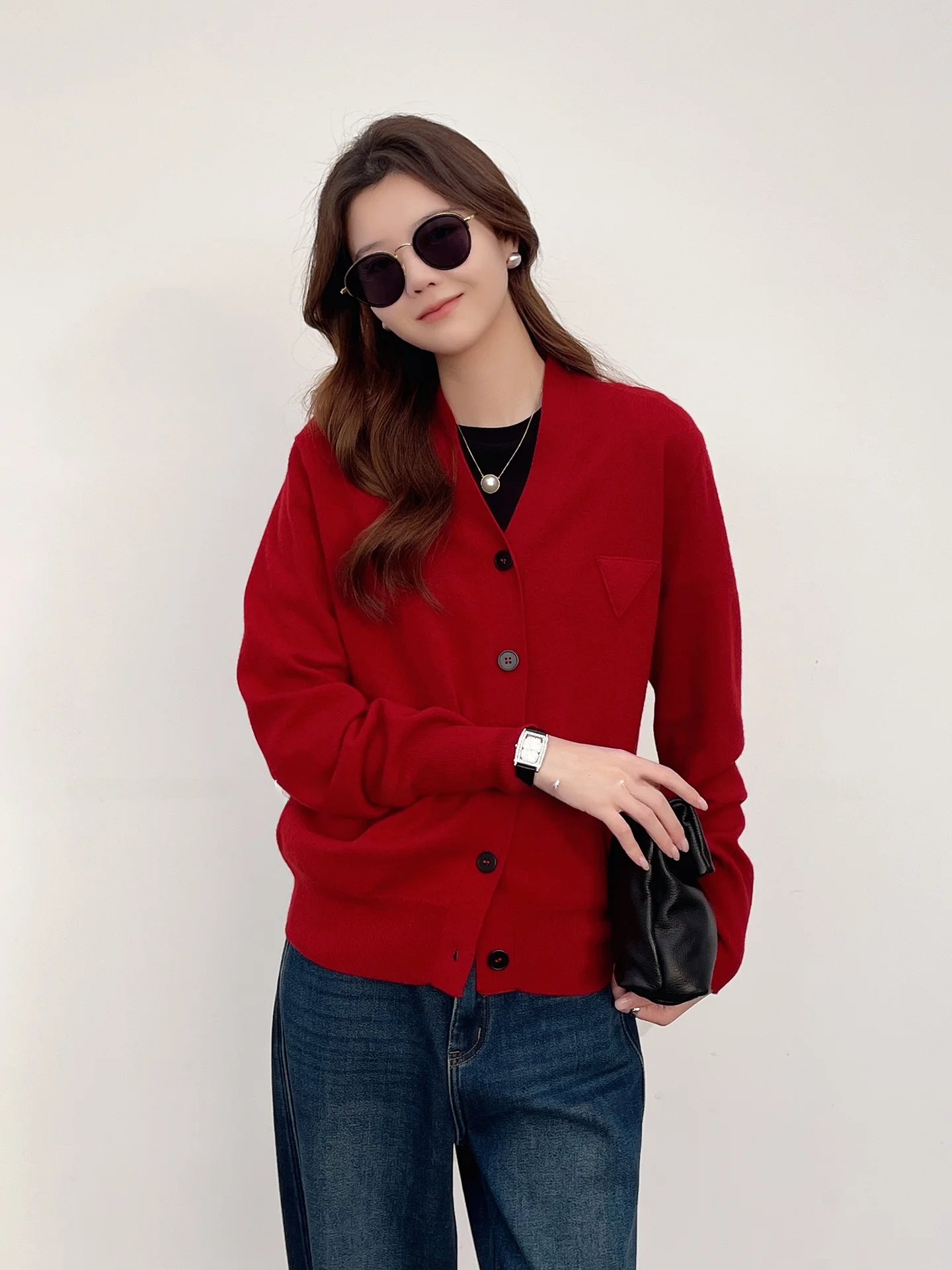 

Корейский модный кардиган из чистой шерсти с V-образным вырезом, зимняя верхняя одежда, новинка, женский свитер для фестивалей и особых случаев