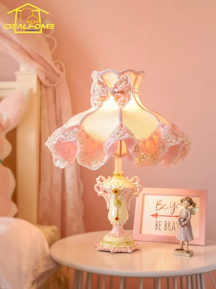 Nordic Ins Classical Warm Pink Table Lamp LED E27 Resin Fabirc Art Decorative Desk Lights Girls/Princess Room Bedroom Bedside