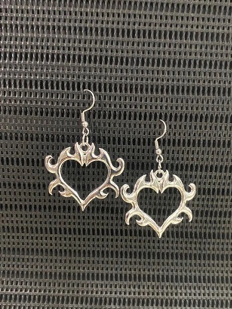 Ladies' flame heart hollow earrings with exaggerated personality, niche punk style earrings
