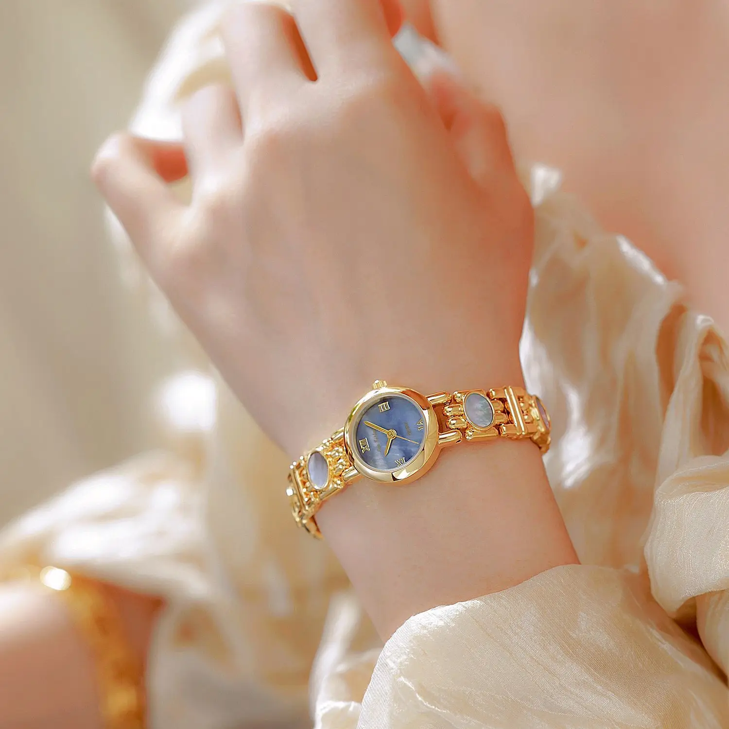 NEW Women's Watch Natural Black Gold Abalone Coloured Shell Bracelet Watches  Fashion Small Dial Ladies Dress Quartz Wristwatches - AliExpress 1511