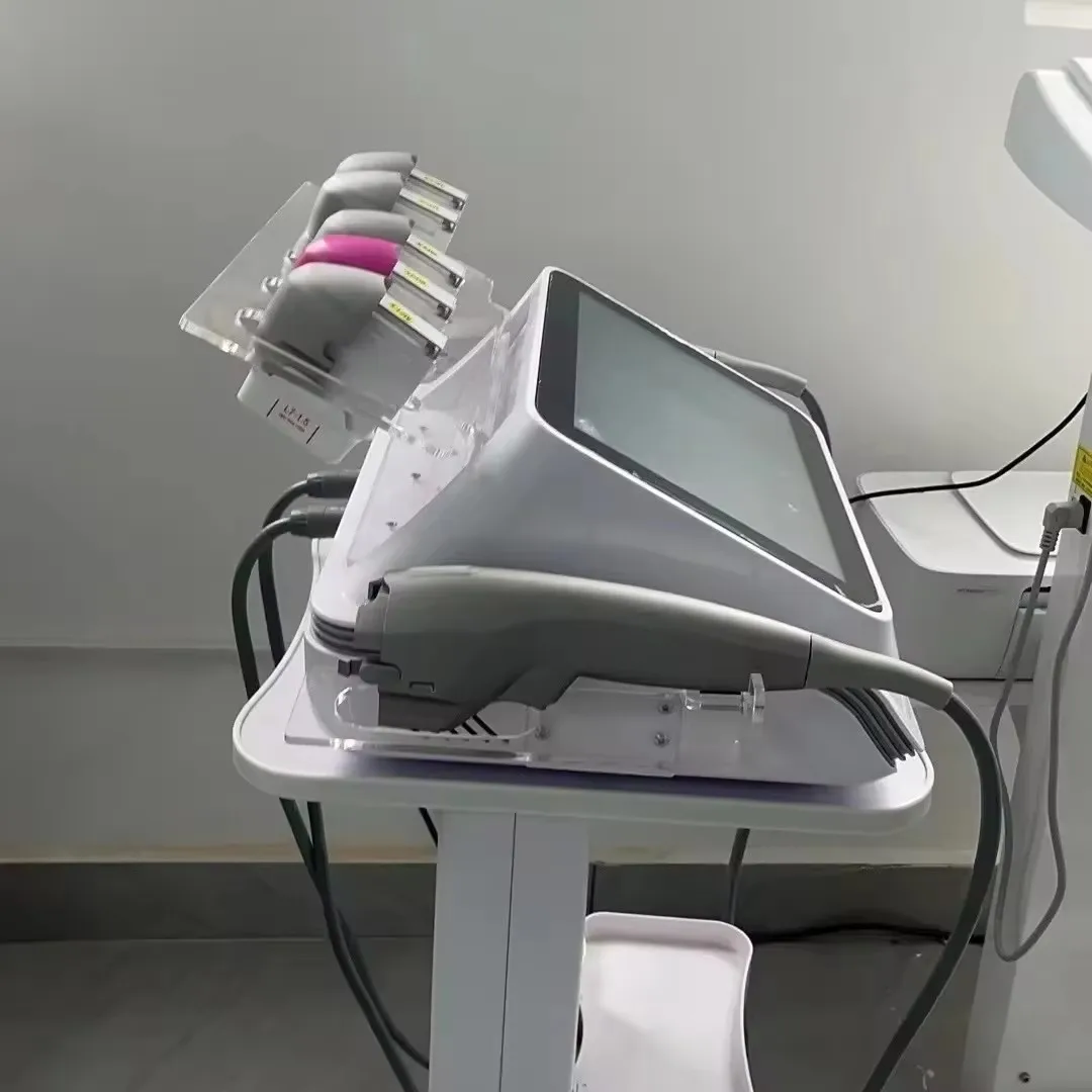 ماكينة سبا للتجميل المدمجة 7D عالية الجودة لحرق الدهون وتشكيل الجسم معدات وأدوات احترافية