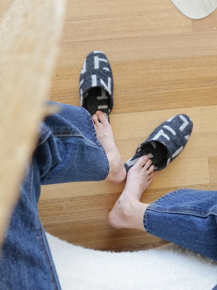 

Ifan Four Seasons Camere Slippers Couple Matching Oats ey Indoor Outdoor Wearable Comfortable Home oes Rubber TPR Sole