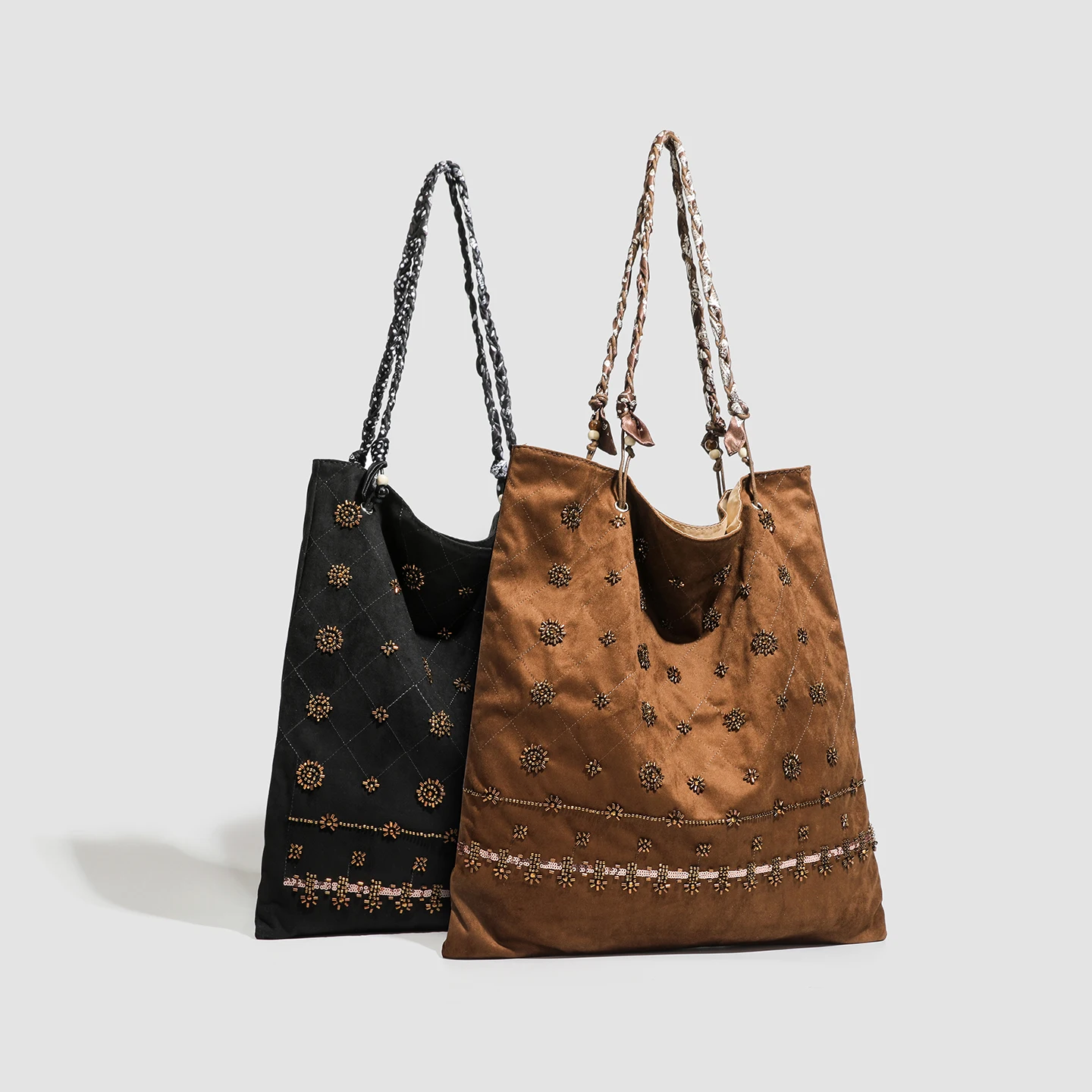 

Elegant Embroidered Women's Single Shoulder Bag Large Capacity Commuter Handbag Fashionable Retro Chinese Design Cotton Daily Ma