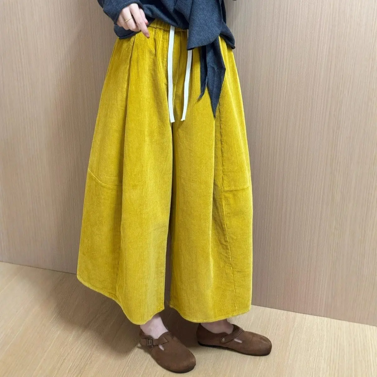 Autumn new Korean version of versatile and thin casual pants women's design sense loose corduroy wide-leg cropped pants