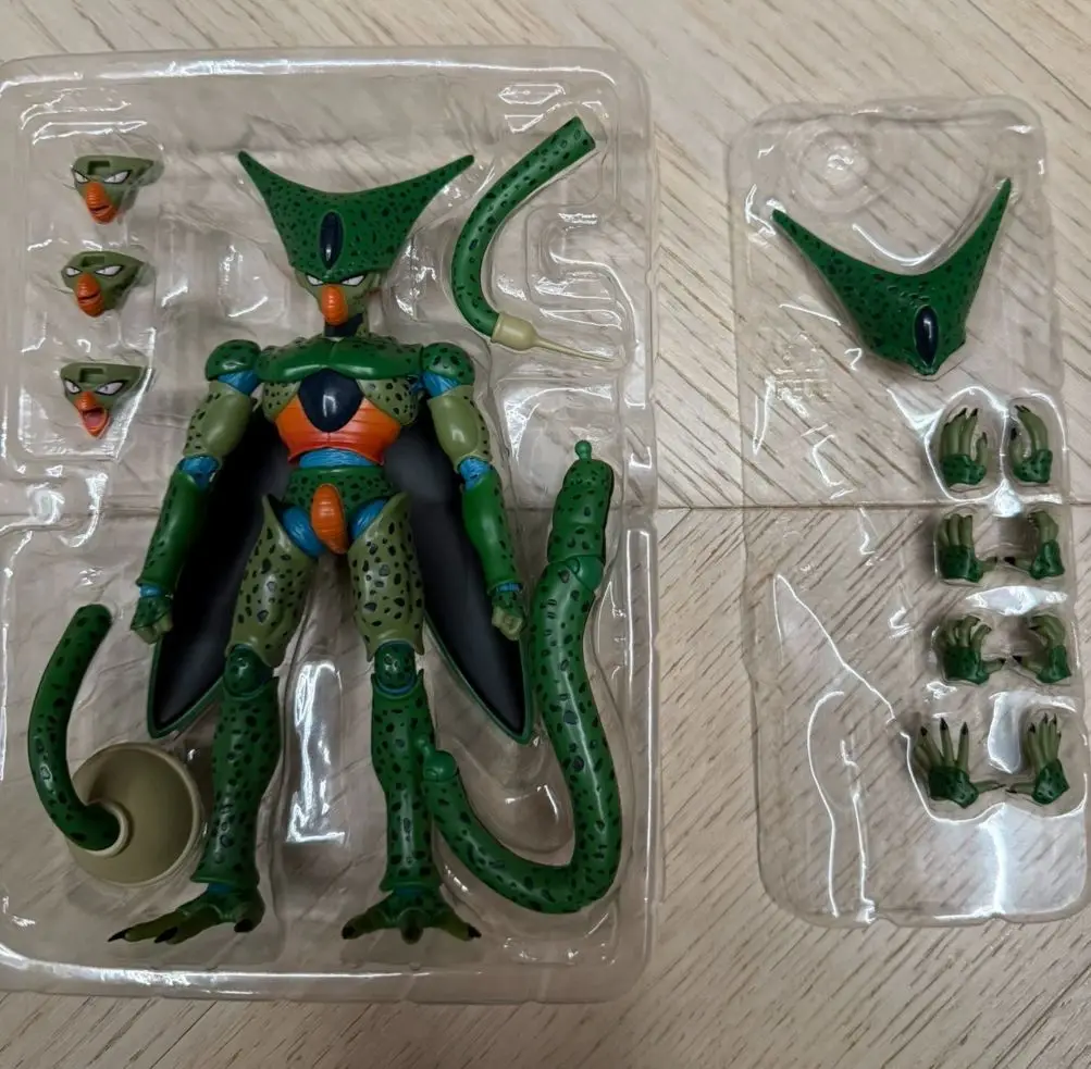 

ORIGINAL BANDAI S.H.FUGUARTS SHF CELL Form Dragon Ball Z in Stock Anime Collection of Action Figures Model Toys
