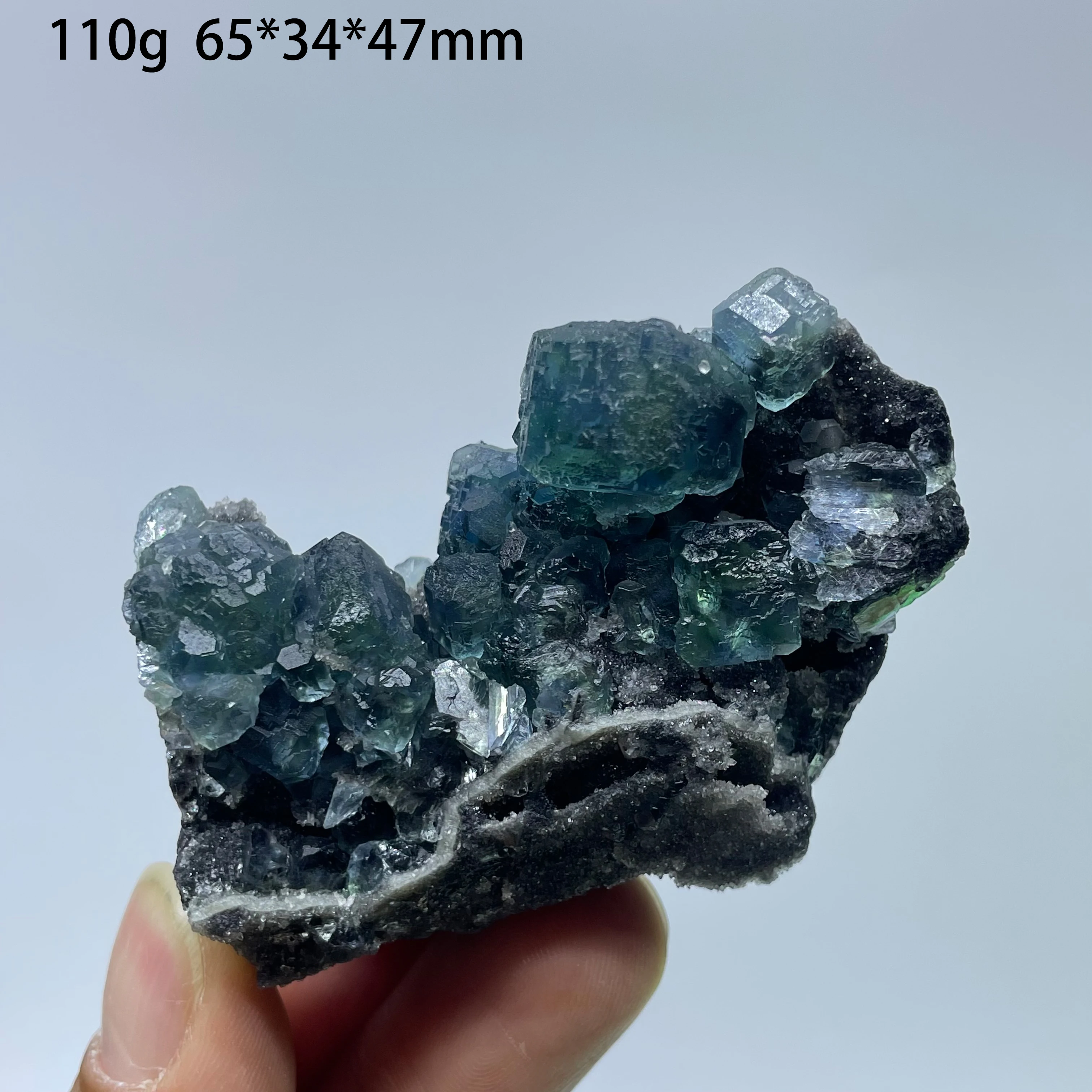 Natural Fujian Green Fluorite Crystal Cluster Mineral Specimen for Teaching Energy Feng Shui Home Decoration Gift