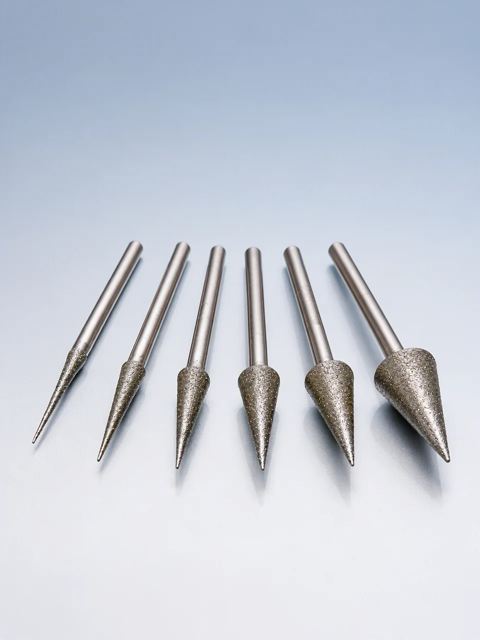Aiguille 50pcs Conical Bullet Diamond Grinding Heads 150# 3mm Shank for Jade Shaping Carving Grinding and Deburring
