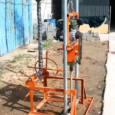 

Индивидуальная высокостабильная буровая установка для водяных скважин, дизельная, 30 л.с., гидравлическая, на колесном/гусеничном ходу, глубина бурения 100-180 м