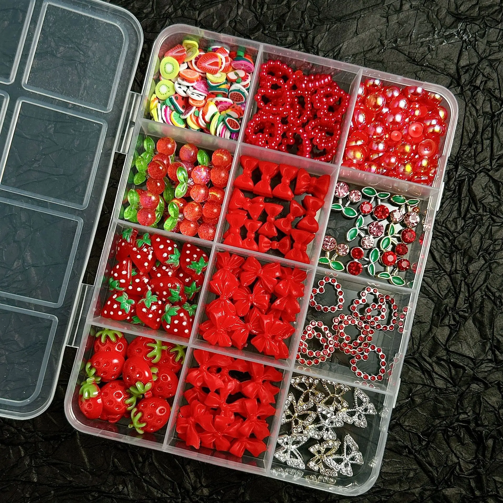 12 กริด Kawaii สีแดงเชอร์รี่สตรอเบอร์รี่ผลไม้เล็บ Charms 3D ผีเสื้อหัวใจเชอร์รี่ Rhinestones DIY ตกแต่งเล็บ