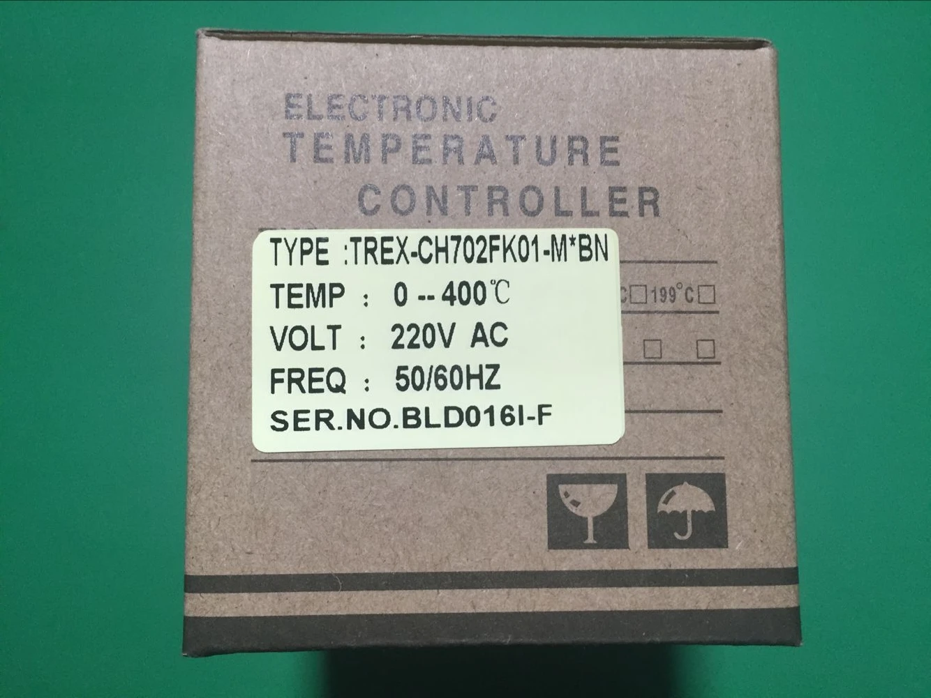 Taiwan SKG high precision temperature controller TREX-CH702FK01-V thermostat TREX-CH702FK01-M*BN