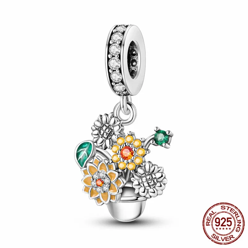 

S925 sterling silver sunflower charm bead paired with an original design bracelet, a perfect DIY jewelry gift for women.