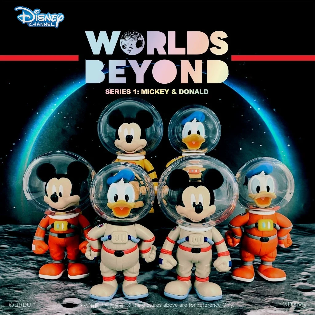 

Genuine Disney Mickey Space Doll Ornaments Toys Astronaut Cartoon Helmet Detachable Desktop Ornaments Kids Fans Birthday Gifts