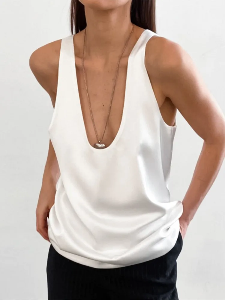 

2026 Summer French Camis Vest Tops Top Woman Women's Clothing Simple Style Elegant Temperament Loose Trendy Solid Color V-link