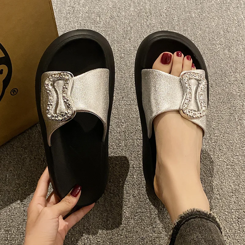 

Fashion Woman's Slippers Luxury Rhinestone Women Sandals Brand Designer Anti-slip Beach Shoes Comfort Platform Shoes Flip-flops