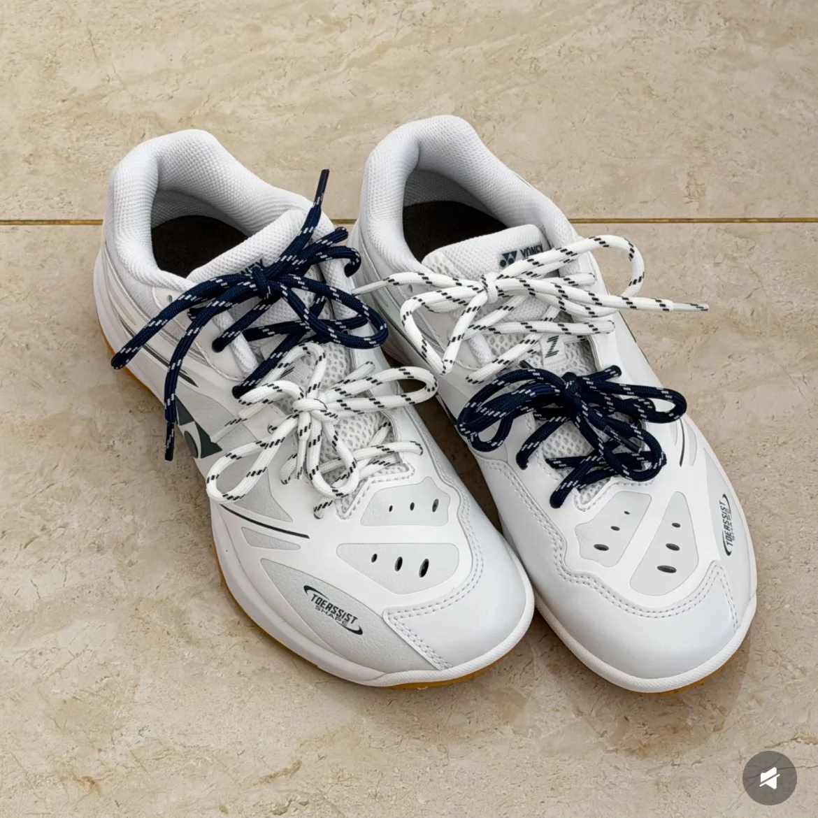 cadarcos-de-tenis-65z-iceberg-white-com-bolinhas-duplas-para-badminton-acessorios-esportivos-e-pecas-para-calcados-de