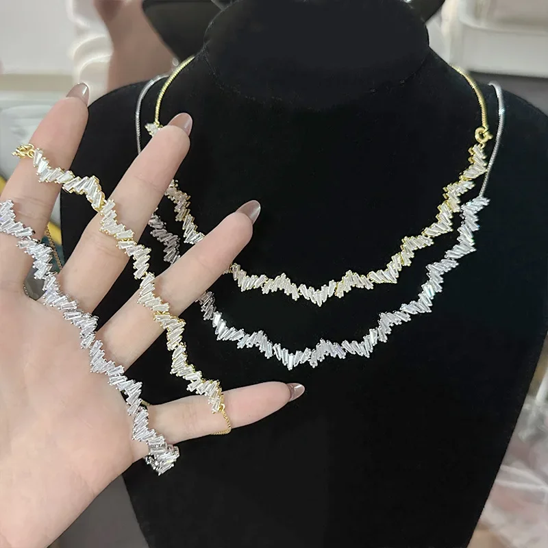 

MDL Moissa!ite Style Sparkling Irregular Gemstone Necklace 18K Gold Plated Zirconia Bone Full Diamond Choker Bracelet Women