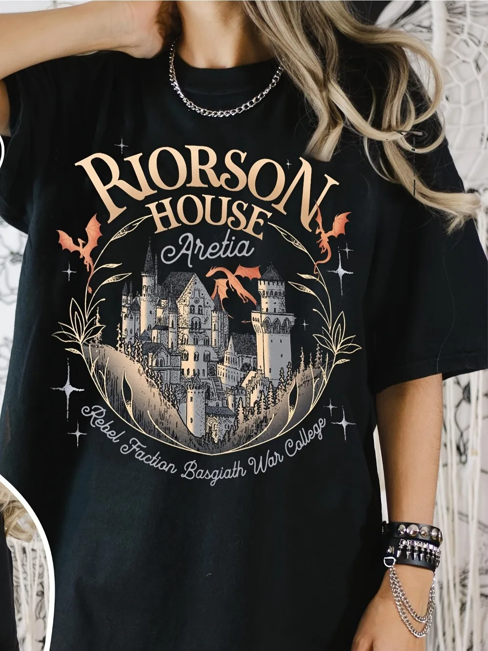 Top PickLocal Women's Plus Size Fourth Wing Shirt Dark Fantasy Castle Graphic Tee Black Gothic Bookish Outfit